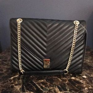 🎀 Black JustFab Purse 🎀
